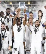 包含欧超杯今夜走向成谜,瓦伦西亚主帅复盘,球迷炸锅,高层口径保持一致的词条 包含欧超杯今夜走向成谜,瓦伦西亚主帅复盘,球迷炸锅,高层口径保持一致的词条