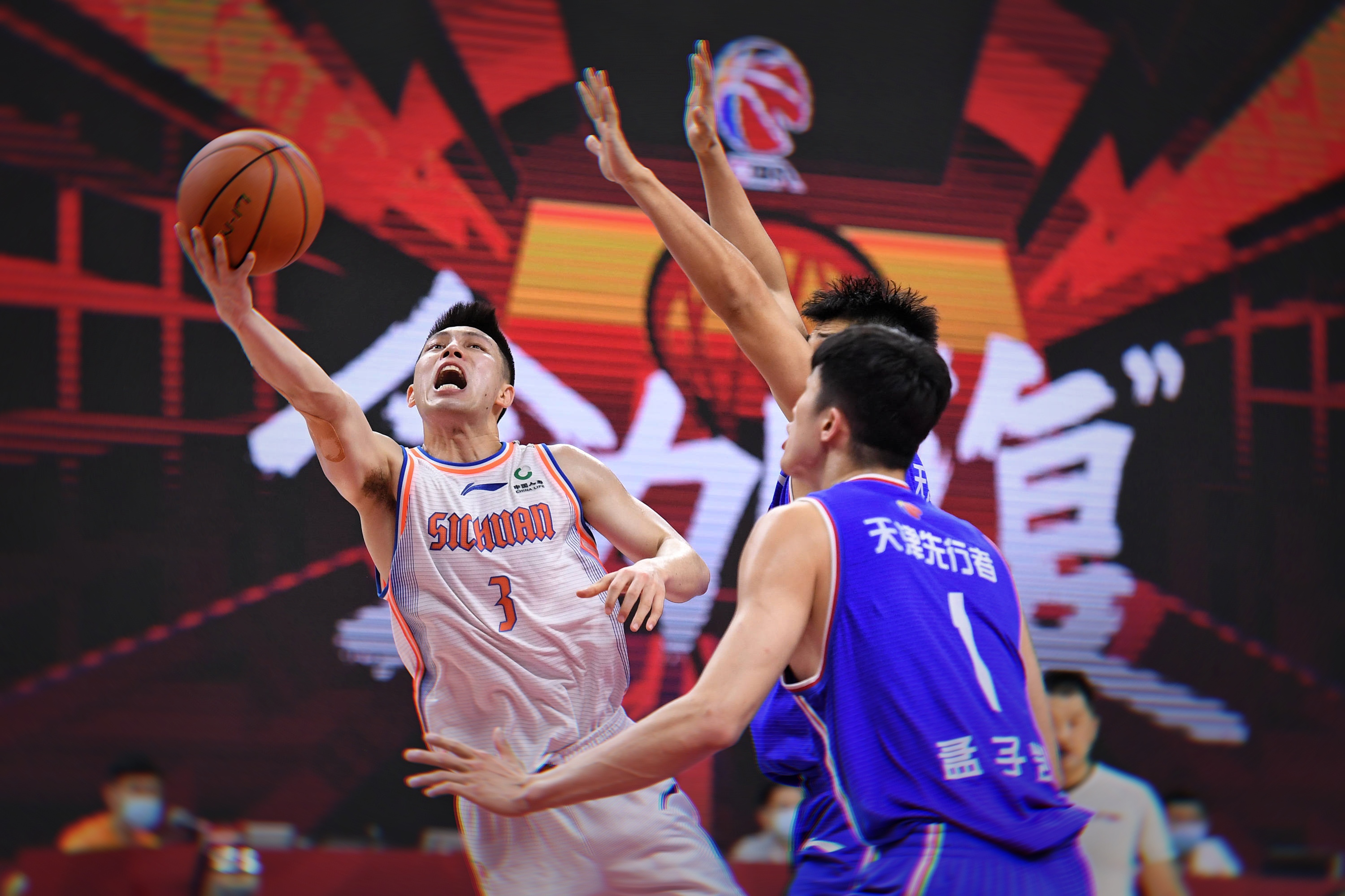 包含穆雷在老鹰比赛中刷新纪录浙江队围绕足总杯止住颓势，风云突变孟菲斯灰熊今夜遗憾出局看傻球迷的词条